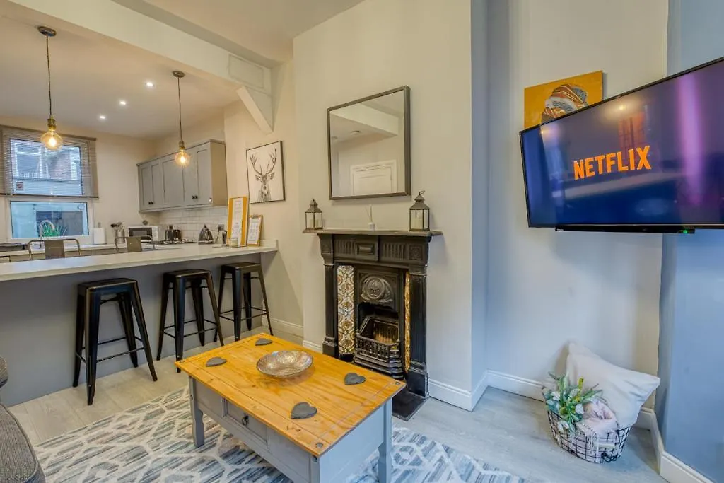 Charming City Home, Beside The Serene Ormeau Park Μπέλφαστ 0*,  Ηνωμένο Βασίλειο